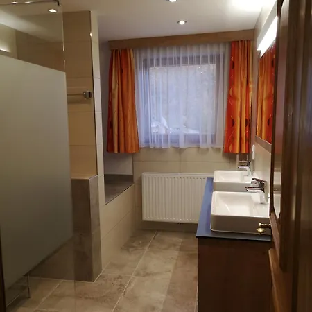 Ferienchalet Holdernach Chalé
